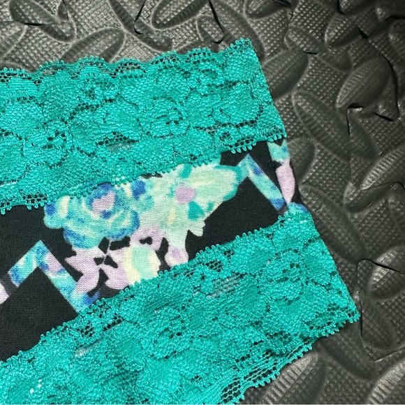 Victoria’s Secret Pink Underwear Bundle - Picture 4 of 8